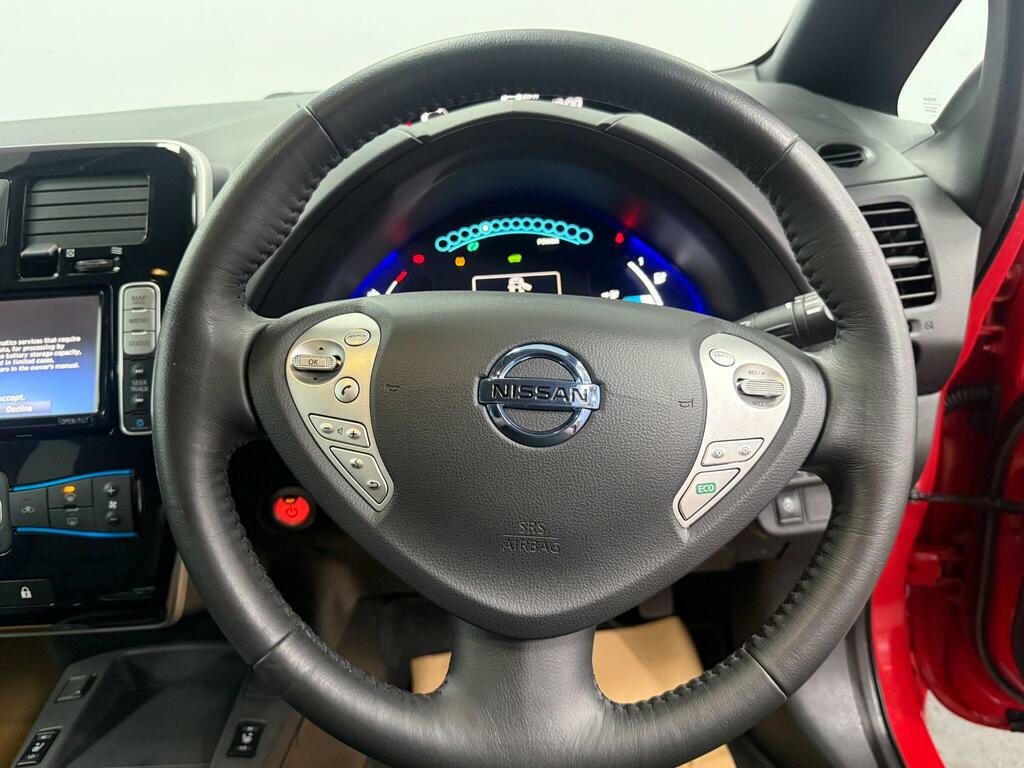 Nissan Leaf 80Kw Tekna 30Kwh Red #6