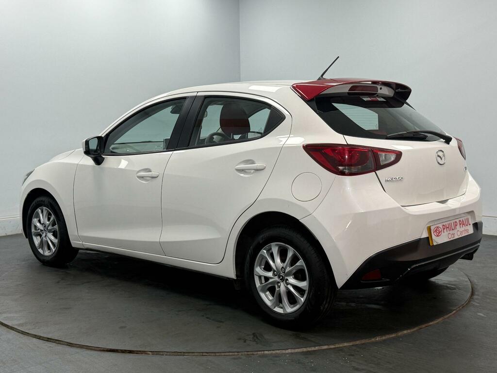 Mazda 2 1.5 Red Edition White #5