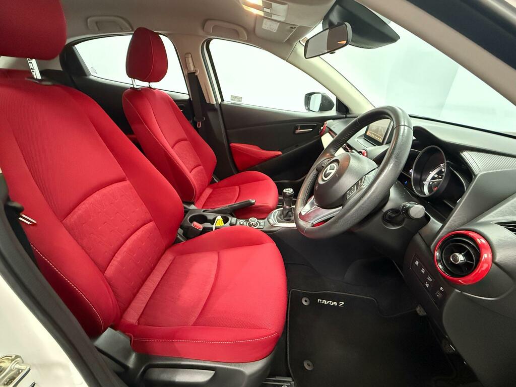 Mazda 2 1.5 Red Edition White #2