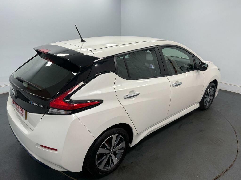 Nissan Leaf 110Kw N-connecta 40Kwh Black #43
