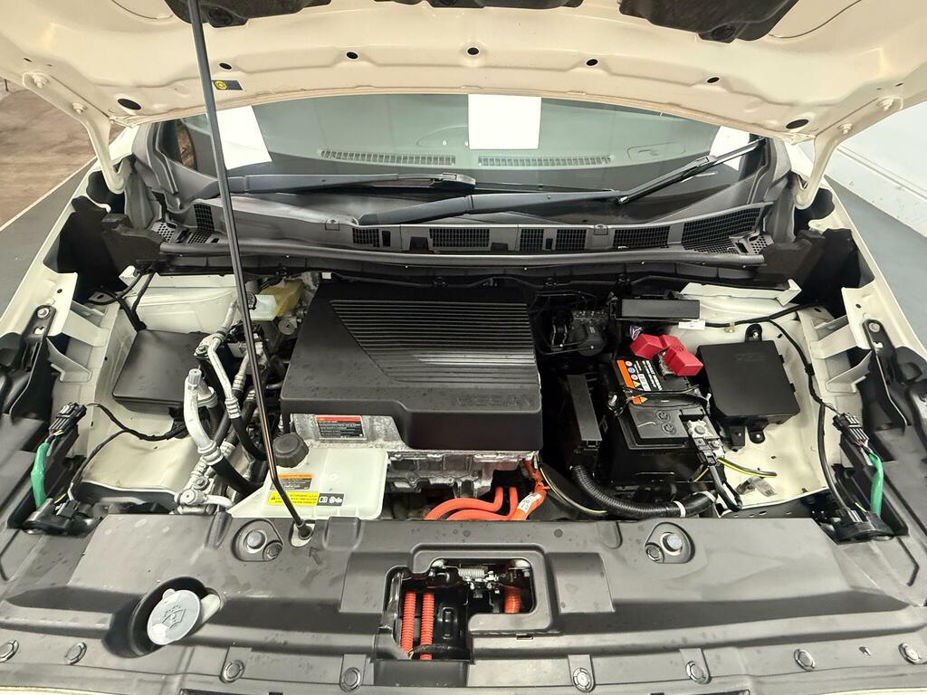 Nissan Leaf 110Kw N-connecta 40Kwh Black #28