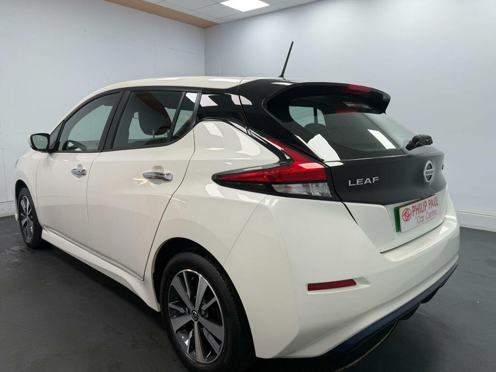 Nissan Leaf 110Kw N-connecta 40Kwh Black #46