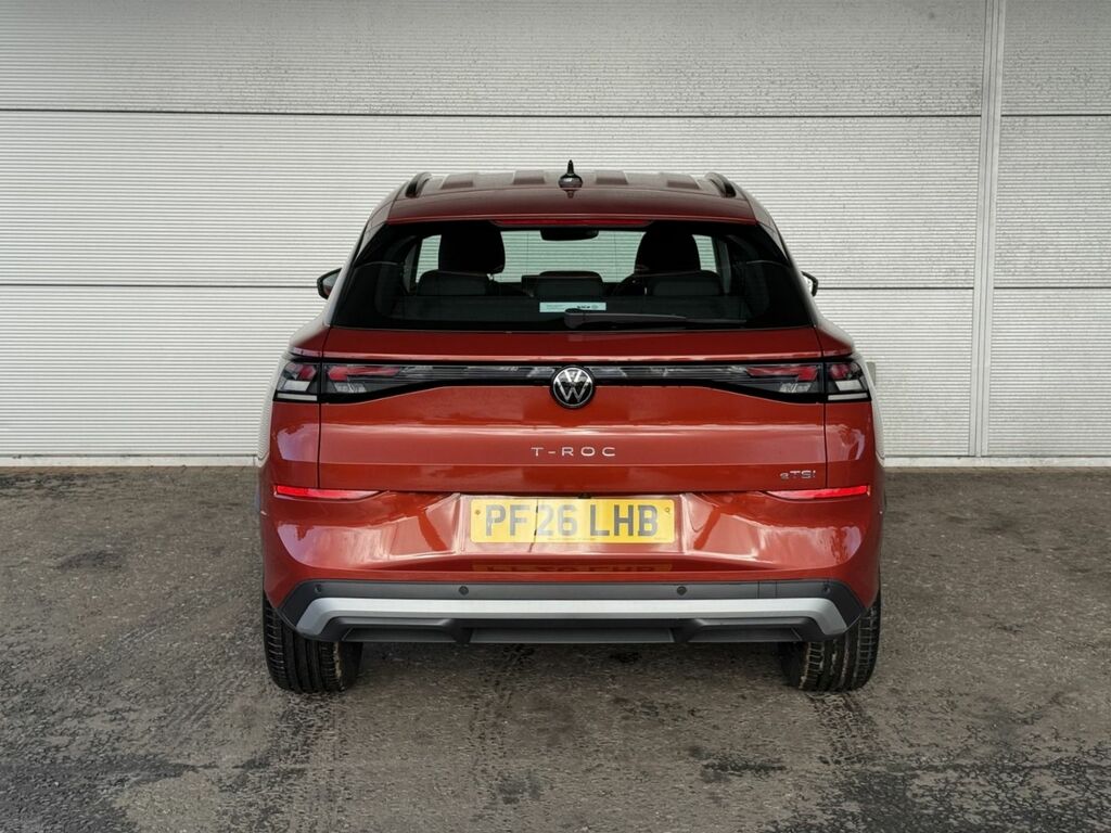 Volkswagen T-Roc 1.5 Tsi Life 150 Bhp Dsg Red #4