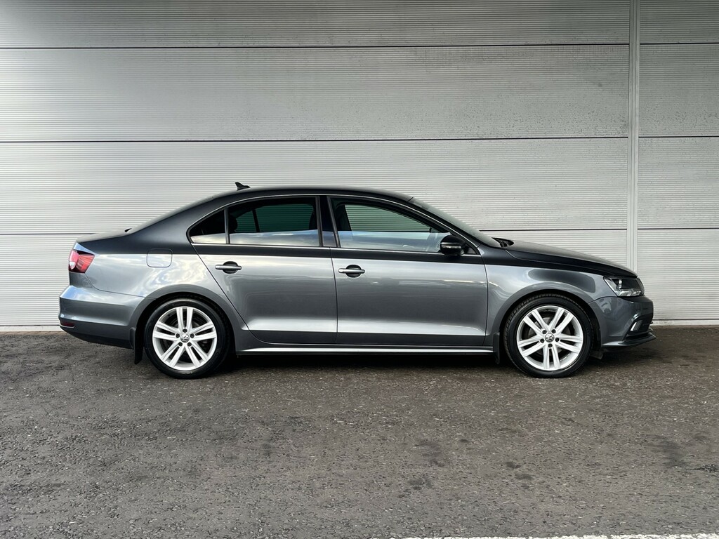 Volkswagen Jetta 2.0 Tdi Gt 150 Bhp Grey #3