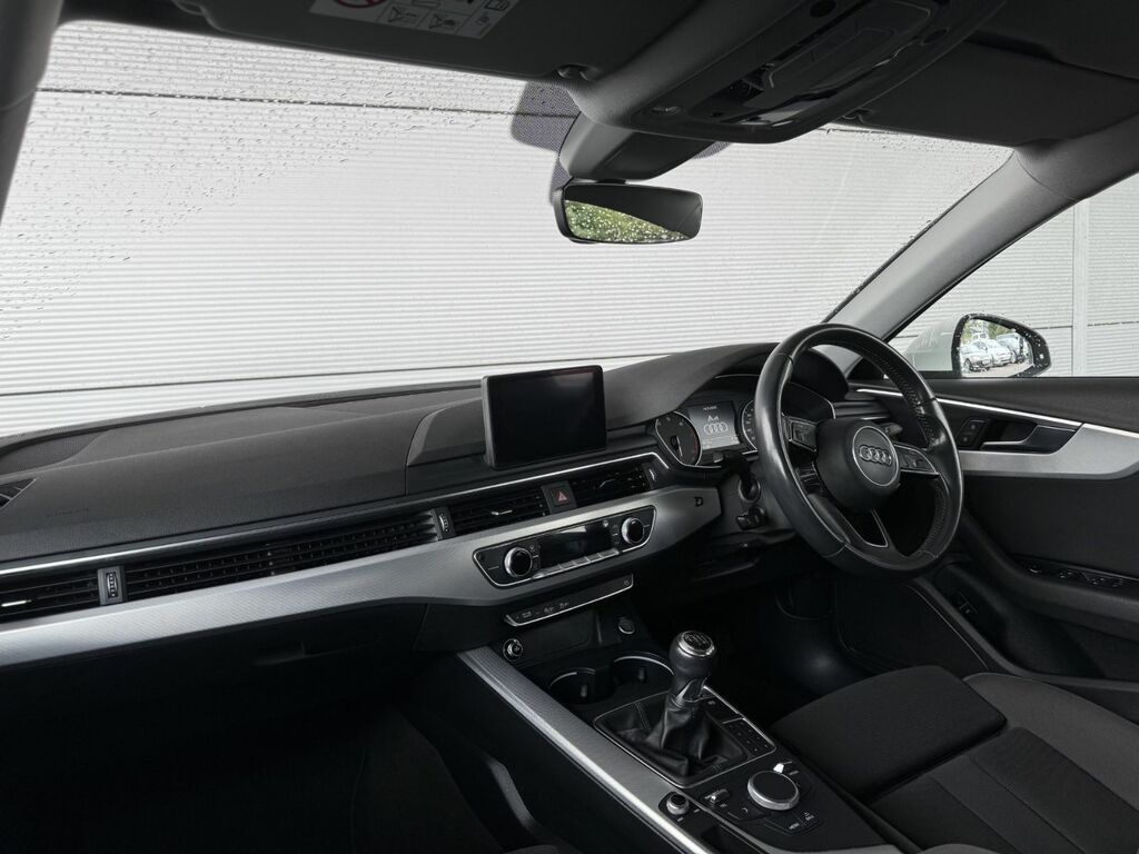 Audi A4 1.4 Tfsi Sport 150 Bhp White #6