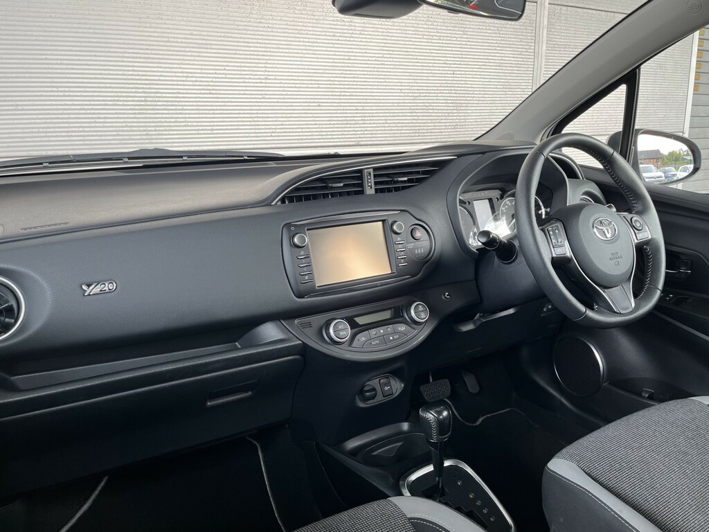 Toyota Yaris Launch Edition #6