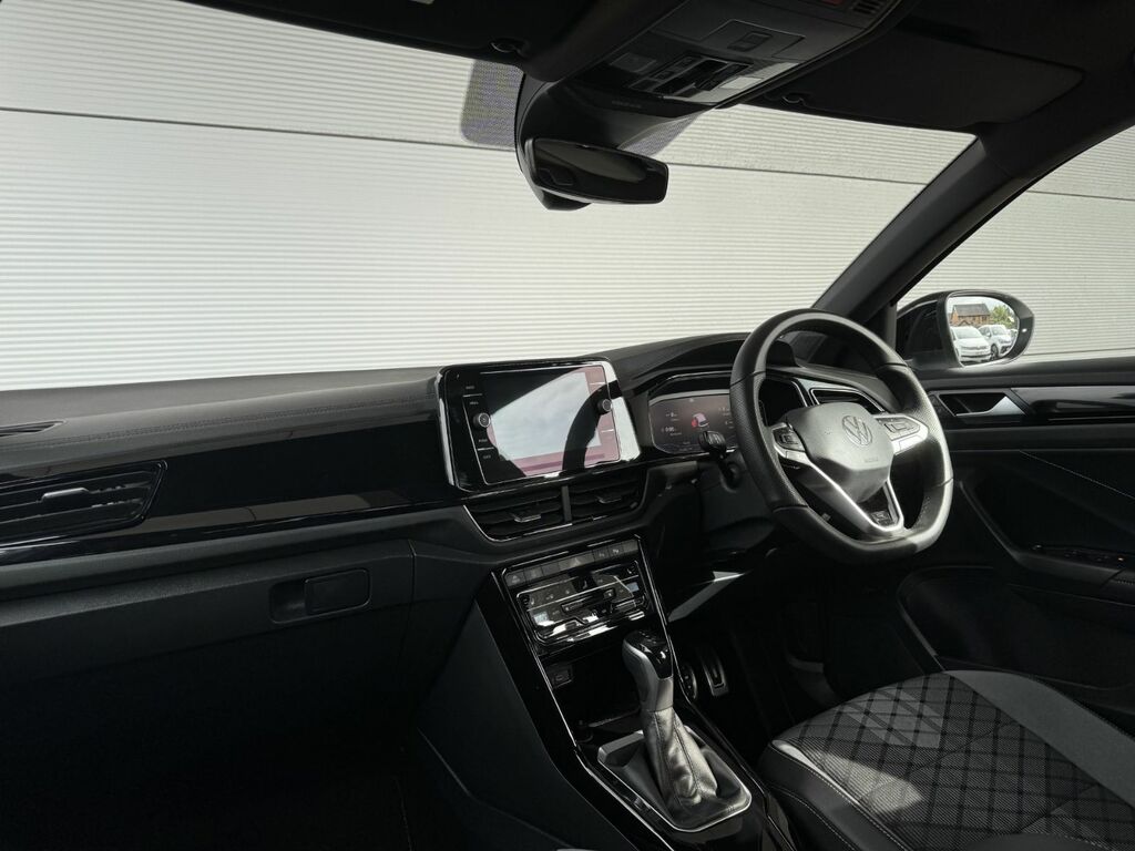 Volkswagen T-Roc 1.5 Tsi Black Edition Plus 150 Bhp Dsg White #6