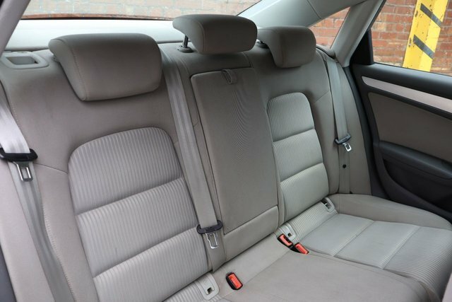 Audi A4 2.0 Tdi Executive Se Saloon Euro Silver #3