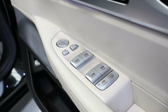 BMW 7 Series 730D Xdrive M Sport White #36