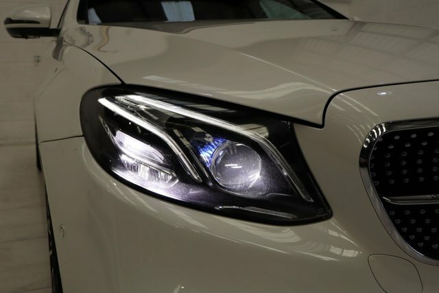 Mercedes-Benz E Class 3.0 E350d V6 Amg Line Premium Plus Saloon Di White #5