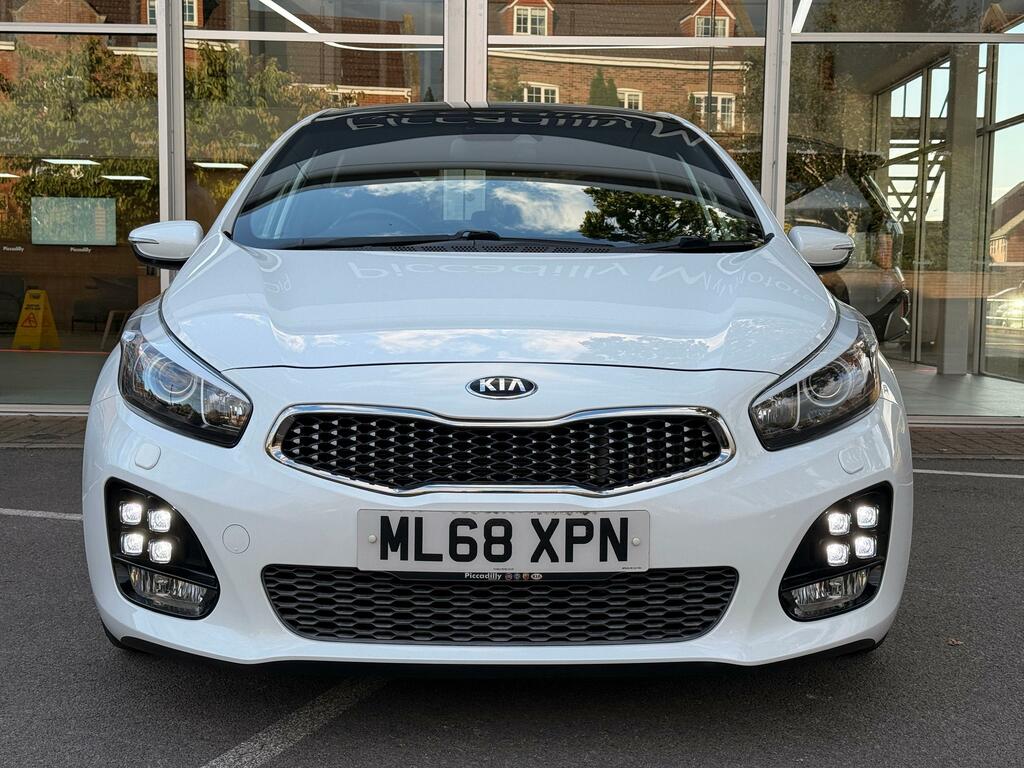 Kia Ceed 1.6 Crdi Gt-line S Hatchback Eur White #2