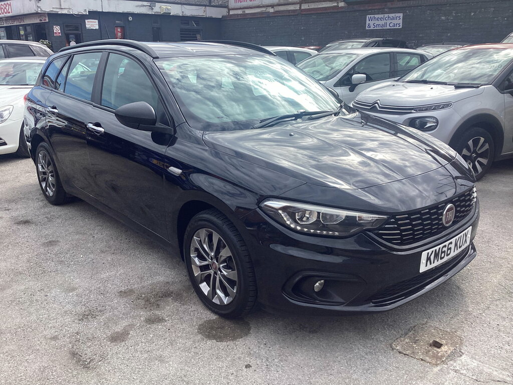 Fiat Tipo 1.6 Multijetii Easy Plus Estate Black #5