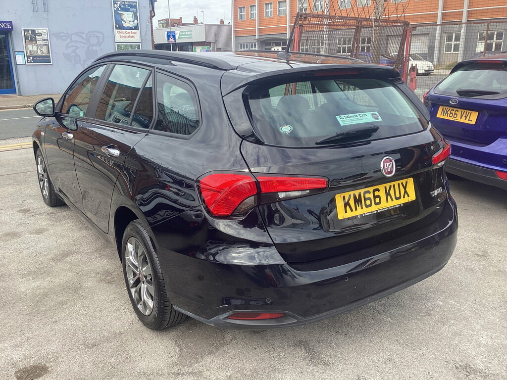 Fiat Tipo 1.6 Multijetii Easy Plus Estate Black #6