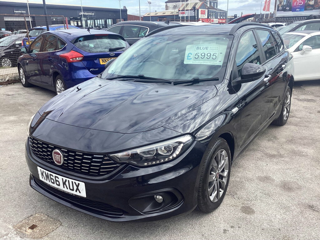 Fiat Tipo 1.6 Multijetii Easy Plus Estate Black