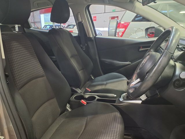Mazda 2 Skyactiv-g Se-l Hatchback Silver #4