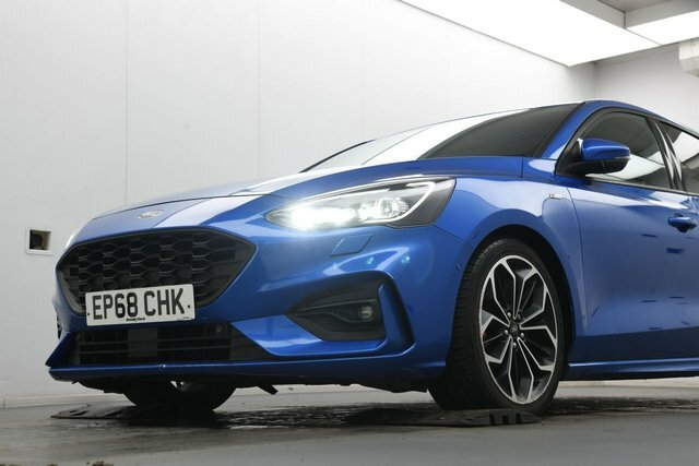 Ford Focus Ecoblue St-line X Hatchback Blue #4