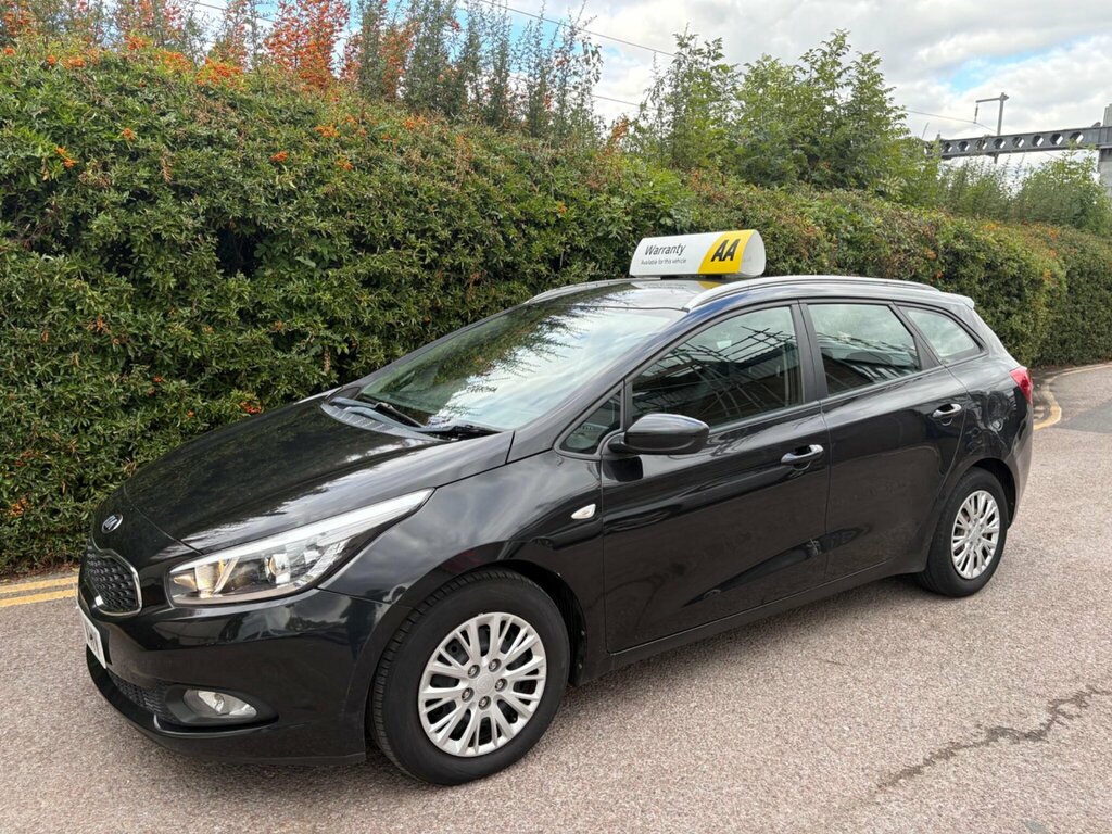 Kia Ceed 1.4 Crdi Ecodynamics 1 Sportswagon Euro 5 Ss Black #2
