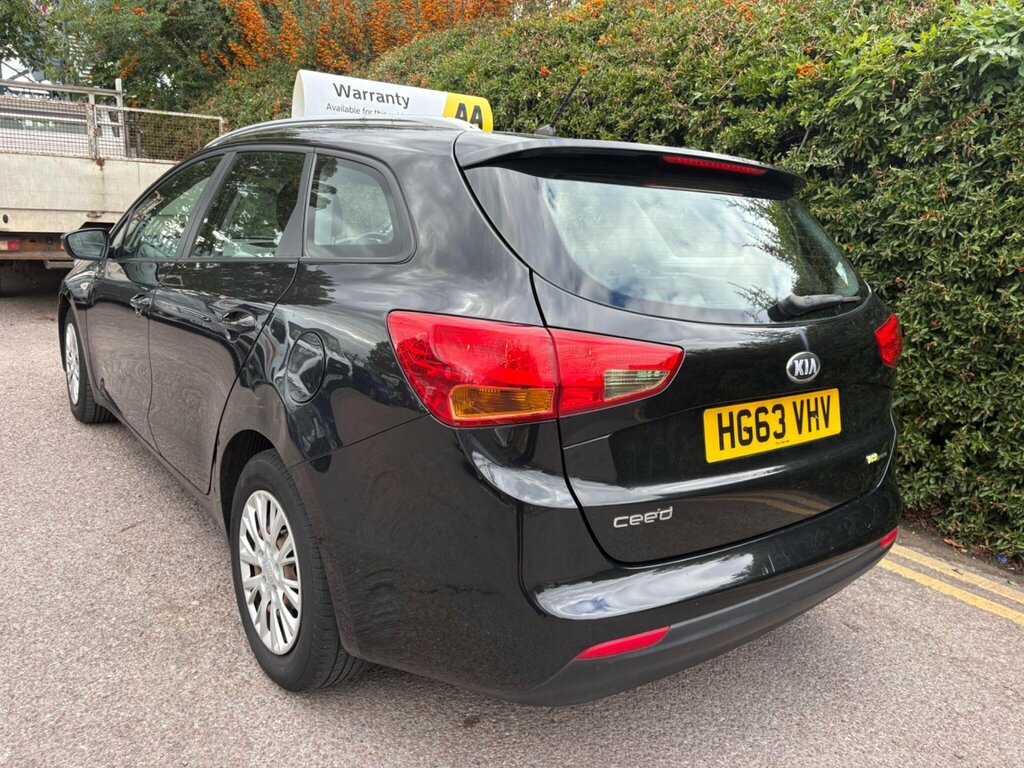Kia Ceed 1.4 Crdi Ecodynamics 1 Sportswagon Euro 5 Ss Black #3