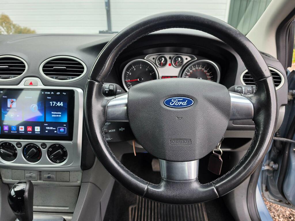 Ford Focus 1.6 Zetec Climate Part Exchange To Clear Spare Grey #17