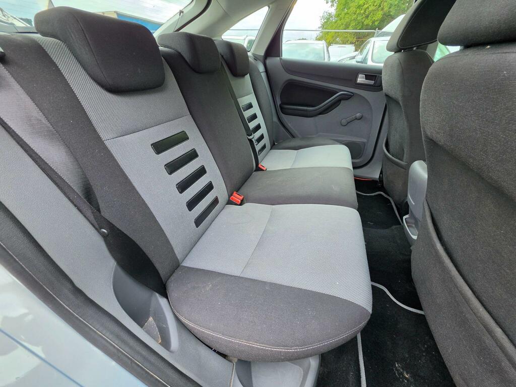 Ford Focus 1.6 Zetec Climate Part Exchange To Clear Spare Grey #30