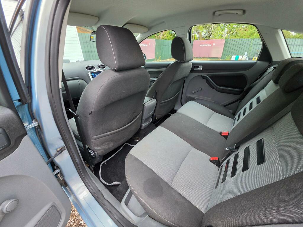 Ford Focus 1.6 Zetec Climate Part Exchange To Clear Spare Grey #26