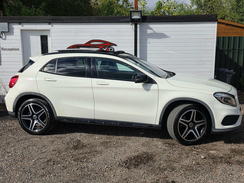 Mercedes-Benz GLA Class 200D Sport Premium White #8