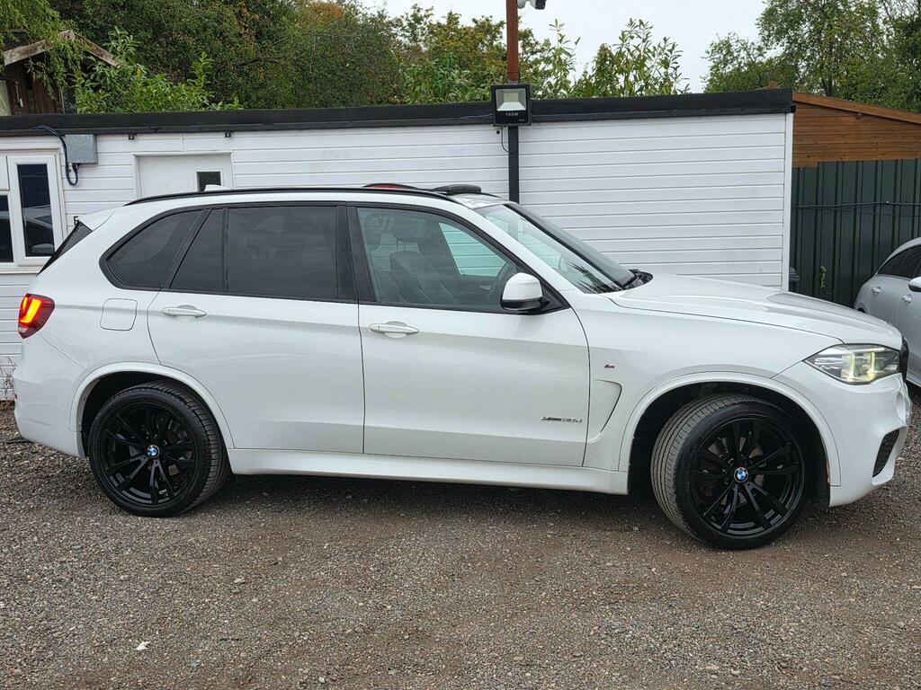 BMW X5 M M Sport White #6