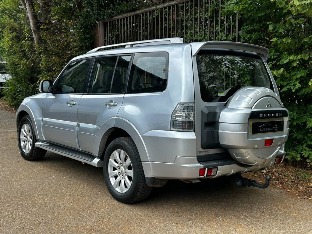 Mitsubishi Shogun Di-dc Diamond Suv Black #21