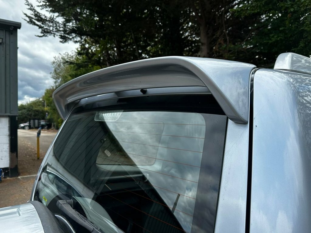 Mitsubishi Shogun Di-dc Diamond Suv Black #17