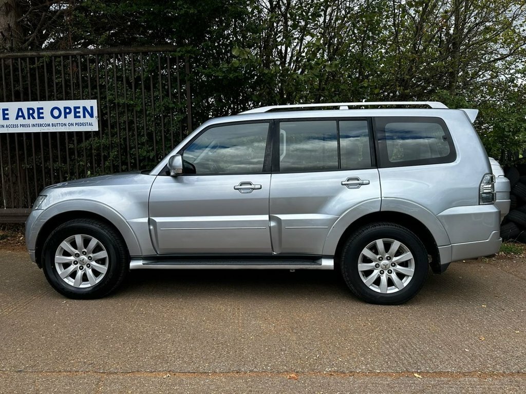 Mitsubishi Shogun 3.2L Elegance Silver #4