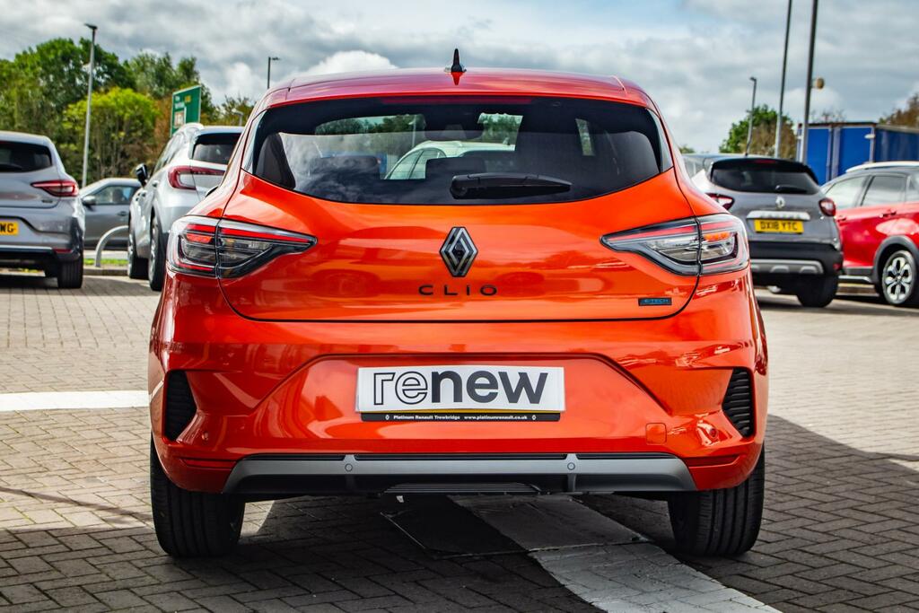 Renault Clio 1.6 E-tech Fh 145 Techno Esprit Alpine  #4