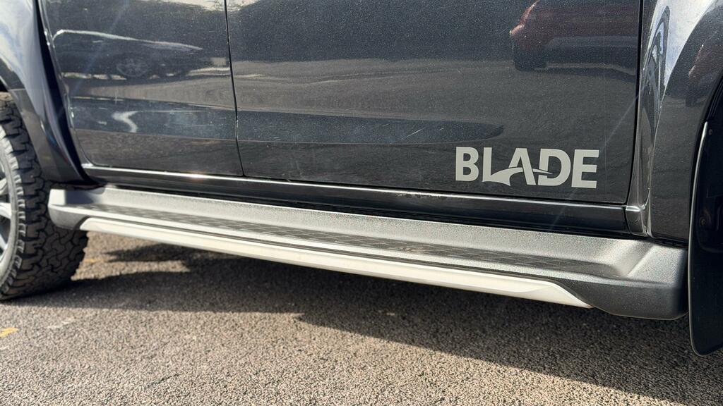 Isuzu D-Max 1.9 Td Blade Pickup Double Cab 4Wd Black #4
