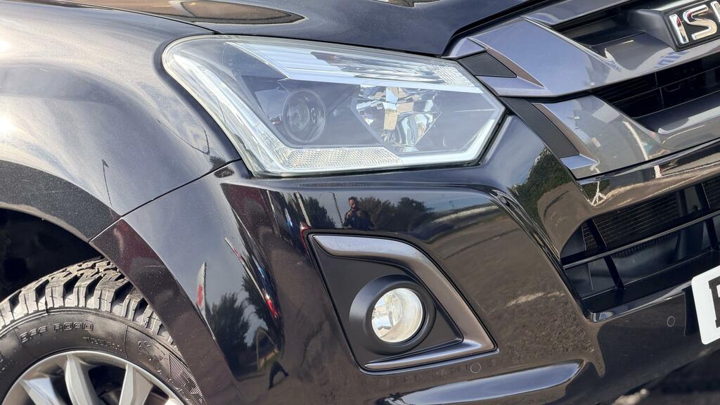Isuzu D-Max 1.9 Td Blade Pickup Double Cab 4Wd Black #2