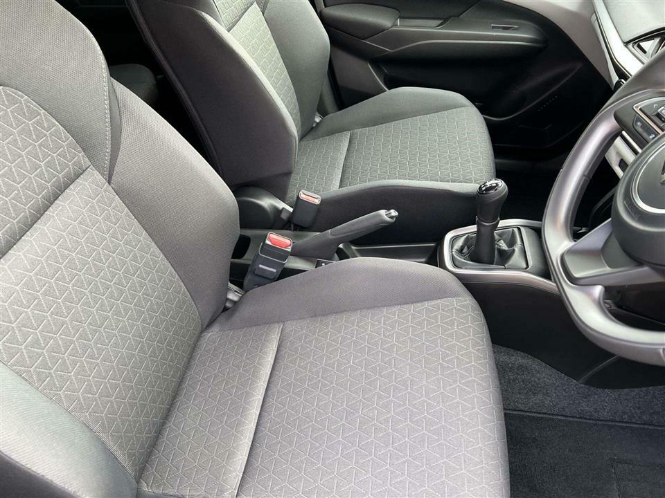 Suzuki Swift 1.2 Mild Hybrid Motion Cvt White #11