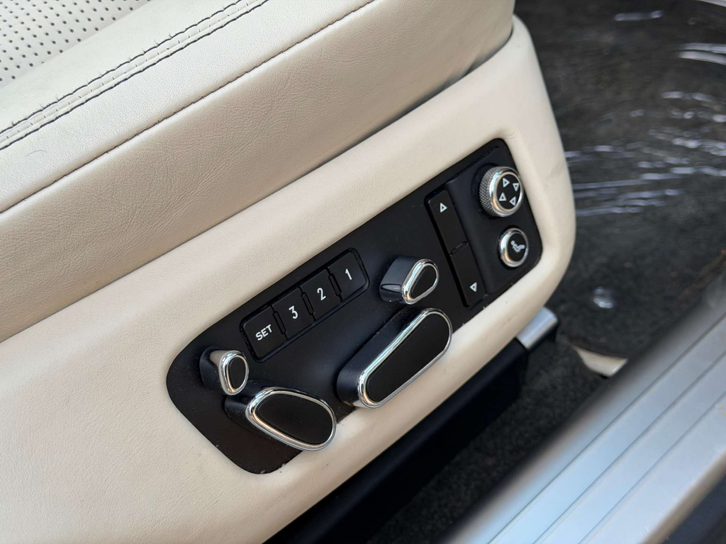 Bentley Flying Spur 4.0 V8 4Wd Euro 6 Grey #57