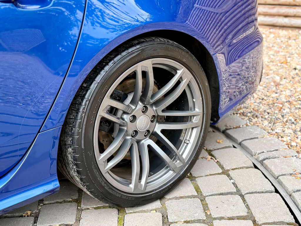 Audi RS6 Avant Rs6 Avant Tfsi V8 Quattro Grey #99