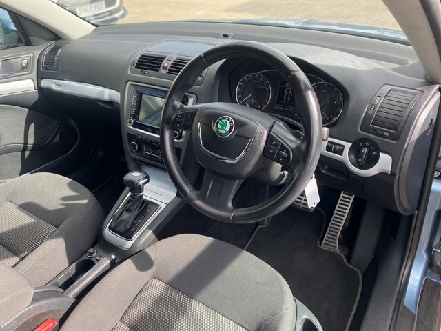 Skoda Octavia 2.0 Tdi Scout Dsg 4Wd Euro 5 Grey #6