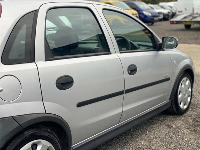 Vauxhall Corsa Corsa Club 12V Blue #28