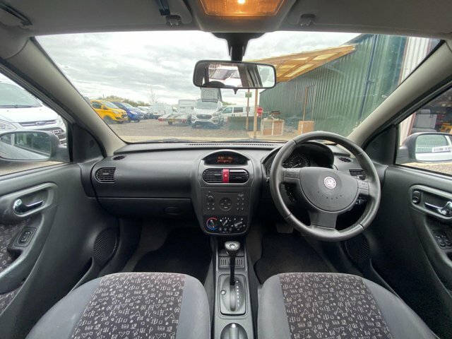 Vauxhall Corsa Corsa Club 12V Blue #10