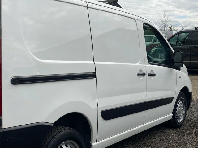 Peugeot Expert Mpv White #34