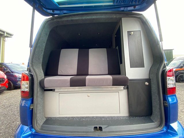 Volkswagen Transporter Panel Van 1.9 Tdi T26 L1 H1 200404 Yellow #54