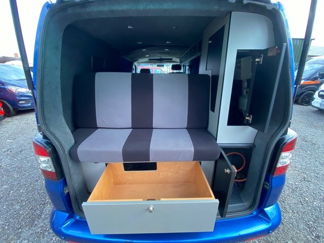 Volkswagen Transporter Panel Van 1.9 Tdi T26 L1 H1 200404 Yellow #8