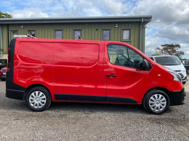 Renault Trafic Sl27 Sport Nav 1.6 Dci 120 Bhp Black #20