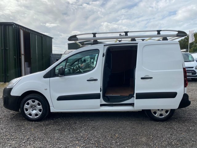 Peugeot Partner 1.6L S 6Dr White #12