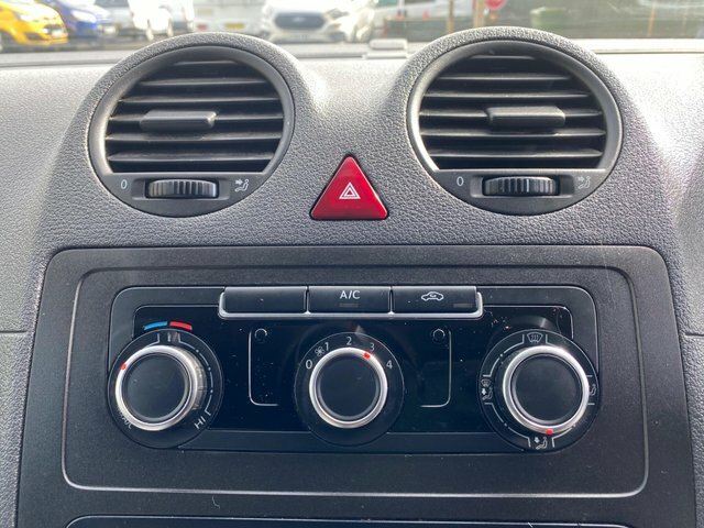 Volkswagen Caddy Maxi Maxi 1.6L C20 Tdi Trendline Bmt 0D 101 Bhp White #38
