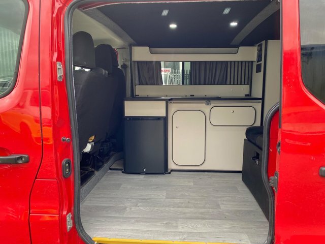 Renault Trafic Sl27 Business Plus Energy Dci Sr Pv White #37