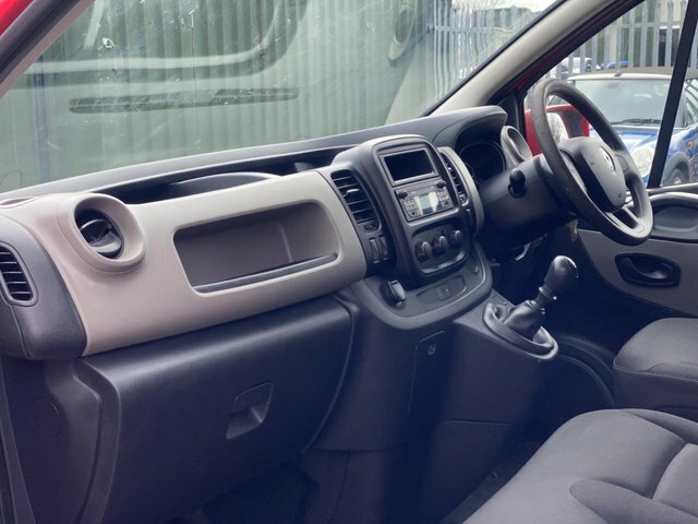 Renault Trafic Sl27 Business Plus Energy Dci Sr Pv White #78