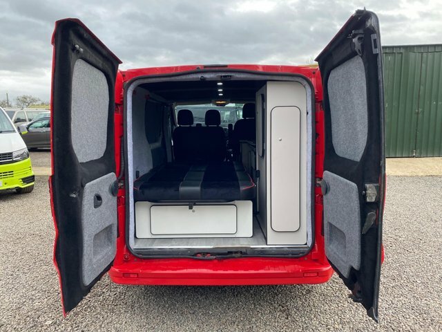 Renault Trafic 1.6 Cdti Kitchensinksolarhobrockroll Red #6