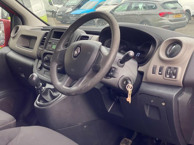 Renault Trafic Sl27 Business Plus Energy Dci Sr Pv White #61