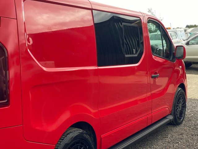 Renault Trafic Sl27 Business Plus Energy Dci Sr Pv White #27